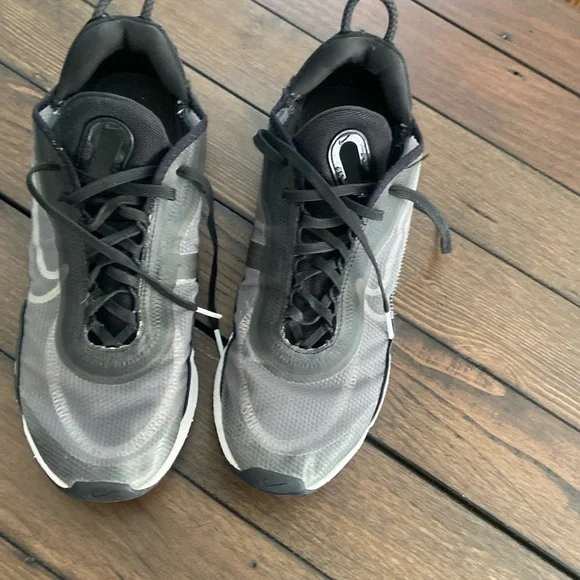 Nike Air Max 2090 black and gray sneakers